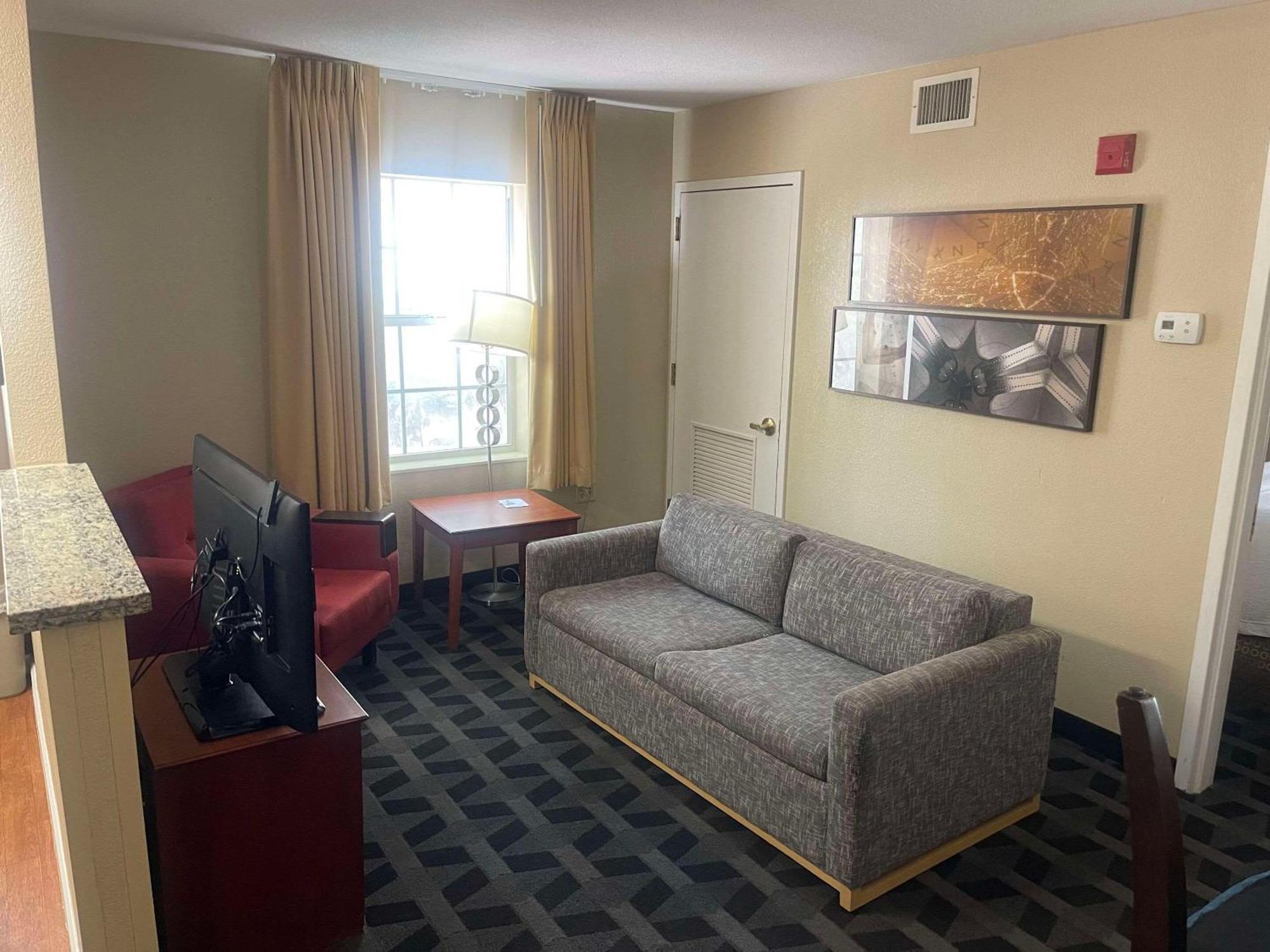 Mainstay Suites Tampa Moffitt-Usf Temple Terrace Экстерьер фото