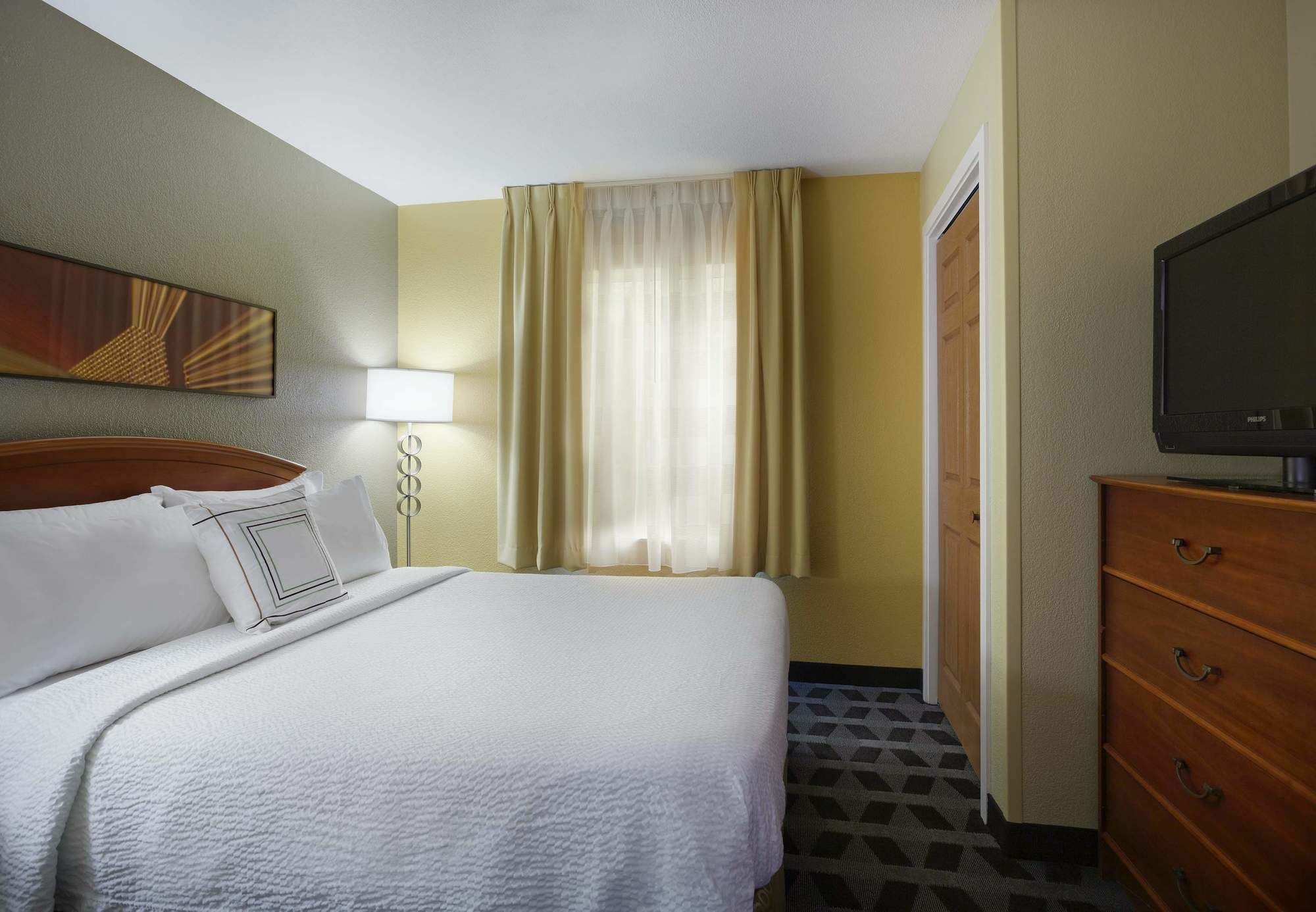 Mainstay Suites Tampa Moffitt-Usf Temple Terrace Экстерьер фото